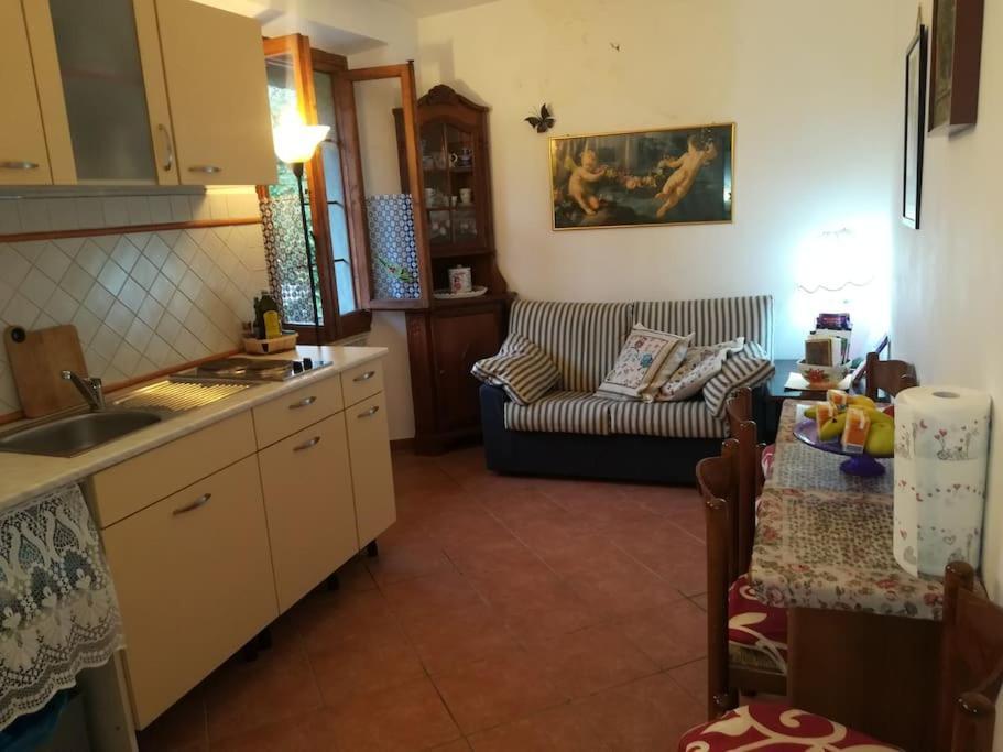 Appartement Un'Angolo Incantato à Florence Extérieur photo
